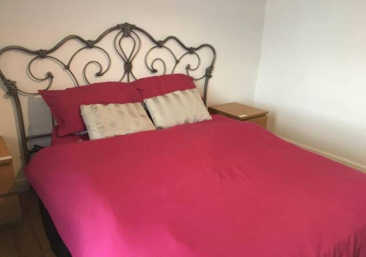 4 Bedroom House For Corporate Stays In Kettering Extérieur photo